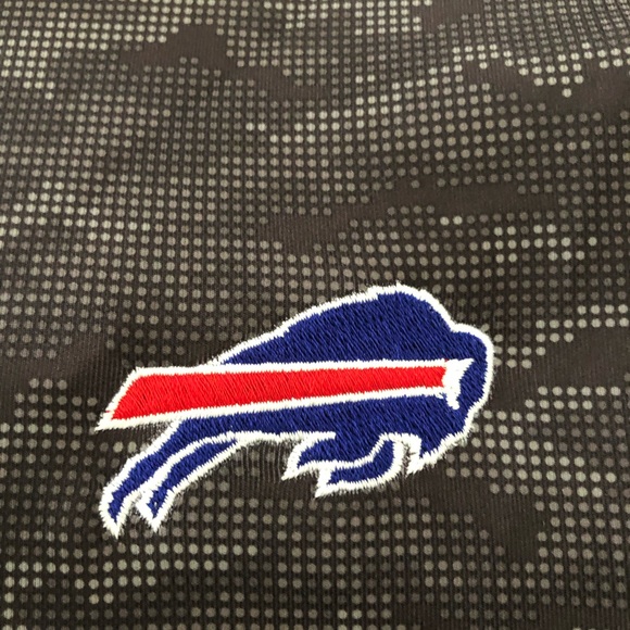 Buffalo Bills Cutter & Buck Traverse Camo Print Stretch 1/4 zip Womens Pullover - Picture 6 of 7